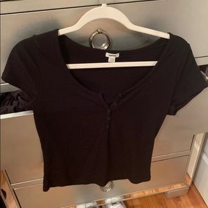 tight fit plain crop black shirt